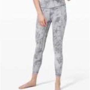 Lululemon ALIGN Diamond Dye 25” leggings size 2